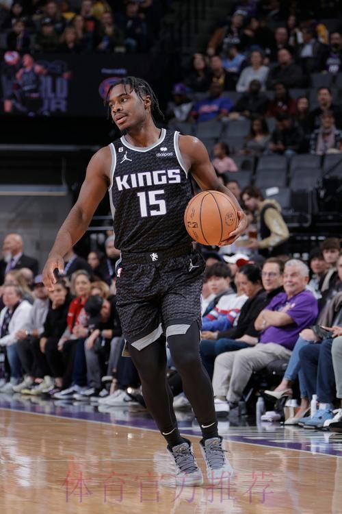 戴维恩·米切尔：我们必须像对待雷霆那样对待每一支球队